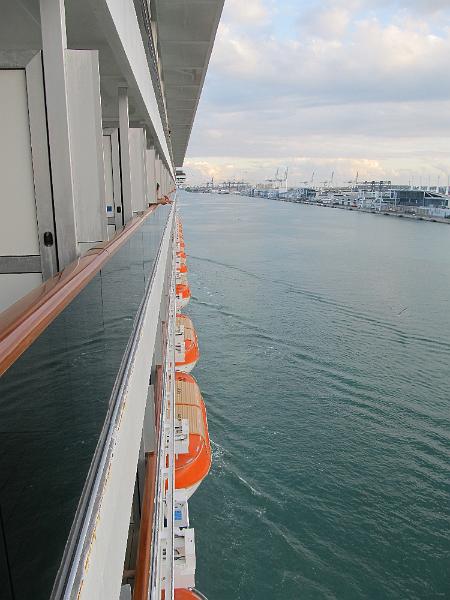 IMG_0633.JPG - Leaving Port of Miami