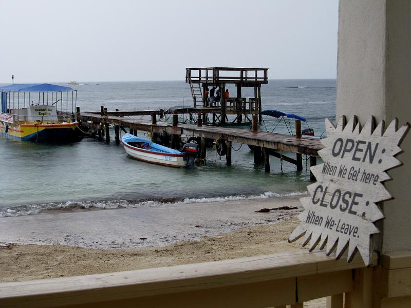 IMG_0811.JPG - Roatan Island, Honduras - West Bay.  Note the sign.  What a life!  :-)